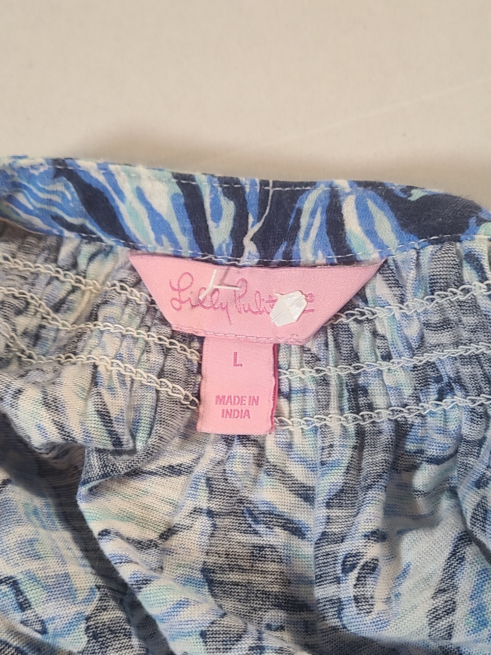 Lilly Pulitzer Blue Essie Smocked Cotton Resort Sleeveless V Neck Blouse Large - Picture 5 of 10